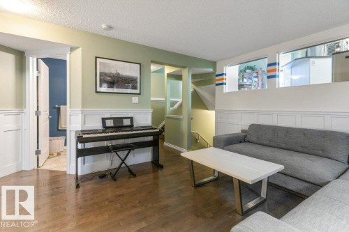 21414 94A Avenue, Edmonton, AB - Indoor