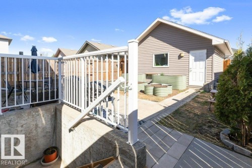 21414 94A Avenue, Edmonton, AB - Outdoor