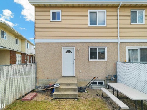 16483A 115 Street Nw, Edmonton, AB - Outdoor With Exterior