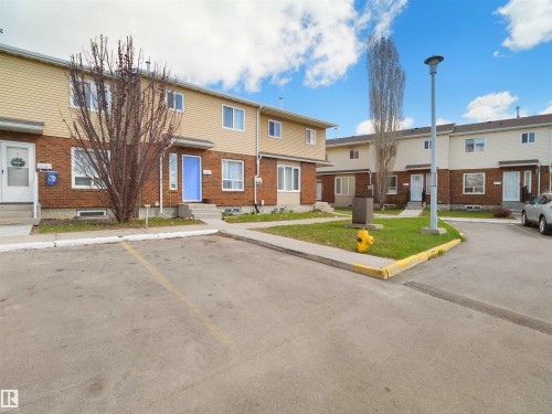 16483A 115 Street Nw, Edmonton, AB - Outdoor With Facade