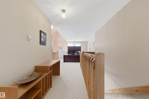 11212 35 Avenue, Edmonton, AB - Indoor Photo Showing Other Room