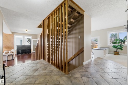 11212 35 Avenue, Edmonton, AB - Indoor Photo Showing Other Room