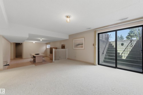 11212 35 Avenue, Edmonton, AB - Indoor Photo Showing Other Room