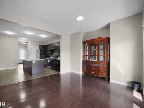 2511 29 Street, Edmonton, AB - Indoor
