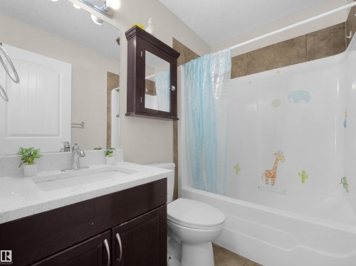 2511 29 Street, Edmonton, AB - Indoor Photo Showing Bathroom