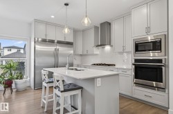 3647 214 Street  Edmonton, AB T6M 1S3