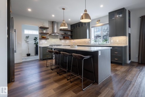 10923 130 Street, Edmonton, AB - Indoor Photo Showing Kitchen With Upgraded Kitchen