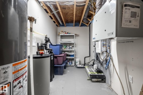 10923 130 Street, Edmonton, AB - Indoor