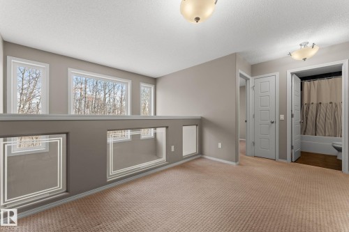516 Fairway Terrace, Stony Plain, AB - Indoor Photo Showing Other Room