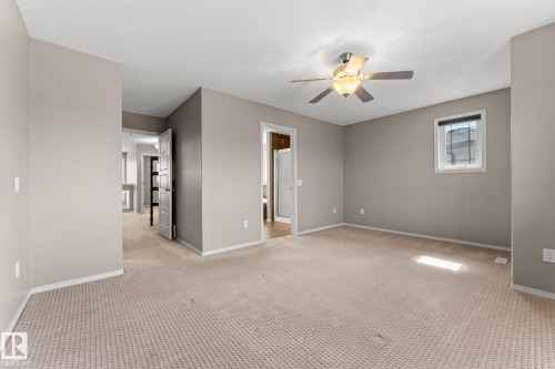 516 Fairway Terrace, Stony Plain, AB - Indoor Photo Showing Other Room