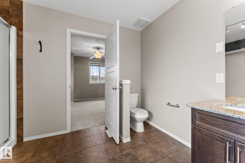 516 Fairway Terrace, Stony Plain, AB - Indoor Photo Showing Bathroom