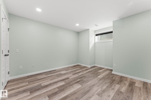 516 Fairway Terrace, Stony Plain, AB - Indoor Photo Showing Other Room
