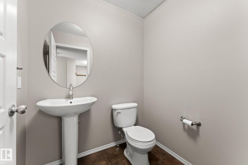 516 Fairway Terrace, Stony Plain, AB - Indoor Photo Showing Bathroom