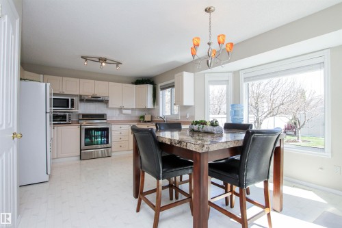 1403 Jefferys Crescent, Edmonton, AB - Indoor Photo Showing Dining Room