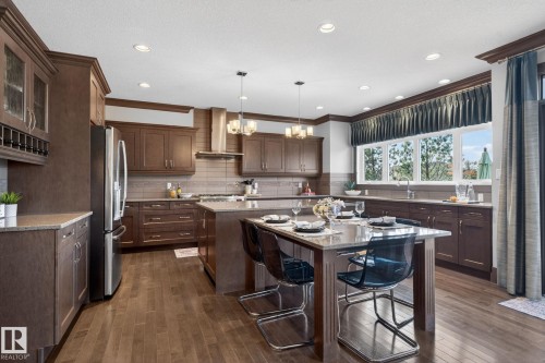 3706 Westcliff Way, Edmonton, AB - Indoor Photo Showing Kitchen With Upgraded Kitchen