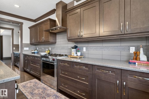 3706 Westcliff Way, Edmonton, AB - Indoor Photo Showing Kitchen With Upgraded Kitchen