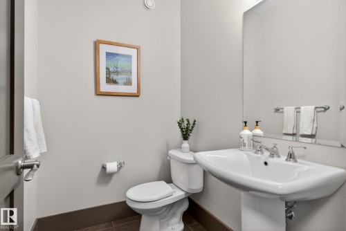 3706 Westcliff Way, Edmonton, AB - Indoor Photo Showing Bathroom