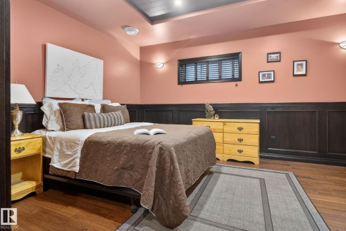 3706 Westcliff Way, Edmonton, AB - Indoor Photo Showing Bedroom
