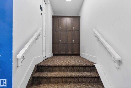 3706 Westcliff Way, Edmonton, AB - Indoor Photo Showing Other Room