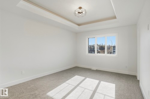 96 Spring Link, Spruce Grove, AB - Indoor Photo Showing Other Room