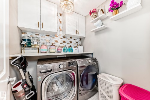 2012 200 Street, Edmonton, AB - Indoor Photo Showing Laundry Room