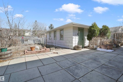 10912 40 Avenue, Edmonton, AB - Outdoor
