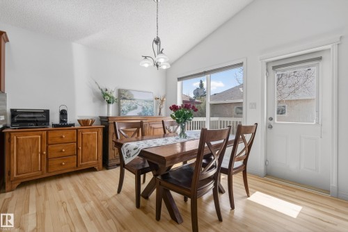 10807 6 Avenue Sw, Edmonton, AB - Indoor Photo Showing Dining Room