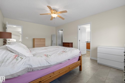 10807 6 Avenue Sw, Edmonton, AB - Indoor Photo Showing Bedroom