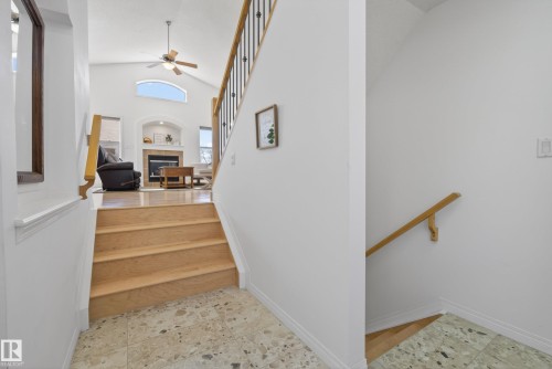 10807 6 Avenue Sw, Edmonton, AB - Indoor Photo Showing Other Room