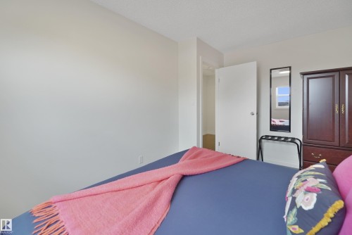 9808 187 Street, Edmonton, AB - Indoor