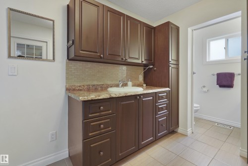 9808 187 Street, Edmonton, AB - Indoor Photo Showing Other Room