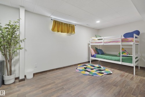 9808 187 Street, Edmonton, AB - Indoor