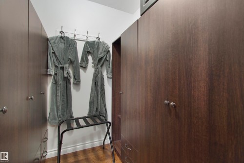 9808 187 Street, Edmonton, AB - Indoor Photo Showing Other Room