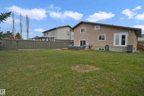 9808 187 Street, Edmonton, AB - Outdoor