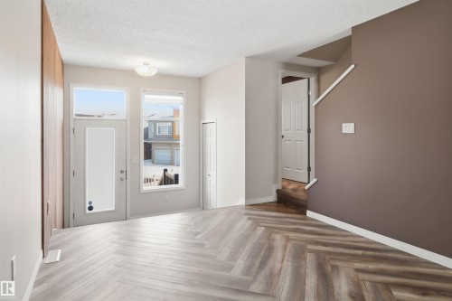 99 7503 Getty Gate Gate, Edmonton, AB - Indoor Photo Showing Other Room