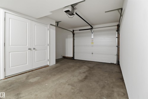 99 7503 Getty Gate Gate, Edmonton, AB - Indoor Photo Showing Garage