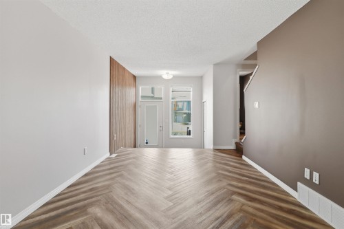 99 7503 Getty Gate Gate, Edmonton, AB - Indoor Photo Showing Other Room