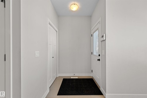 6906 Cardinal Wynd, Edmonton, AB - Indoor Photo Showing Other Room
