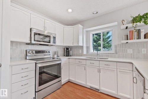 8 Oakridge Drive S, St. Albert, AB - Indoor Photo Showing Kitchen With Double Sink