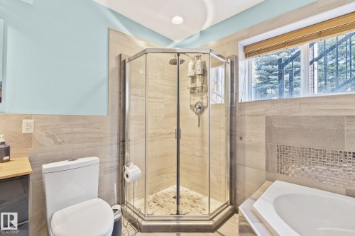 8 Oakridge Drive S, St. Albert, AB - Indoor Photo Showing Bathroom