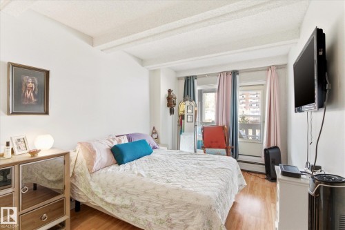 811 9918 101 Street, Edmonton, AB - Indoor Photo Showing Bedroom
