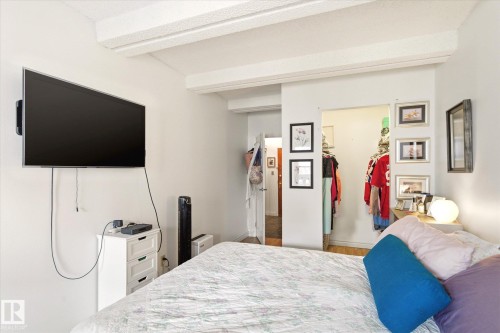 811 9918 101 Street, Edmonton, AB - Indoor Photo Showing Bedroom