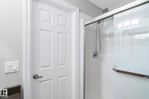 205 13710 150 Av, Edmonton, AB - Indoor Photo Showing Bathroom