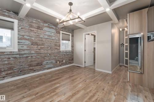 8407 160 Avenue, Edmonton, AB - Indoor Photo Showing Other Room