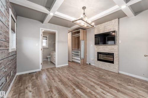 8407 160 Avenue, Edmonton, AB - Indoor Photo Showing Living Room With Fireplace