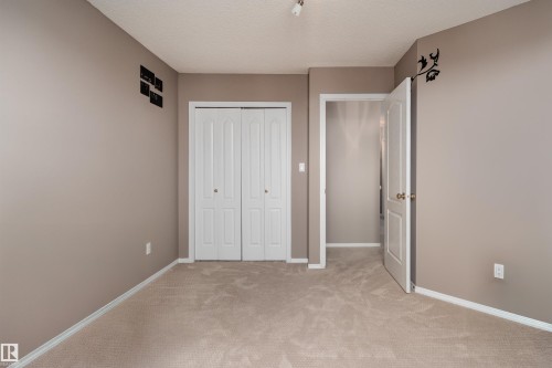 8407 160 Avenue, Edmonton, AB - Indoor Photo Showing Other Room