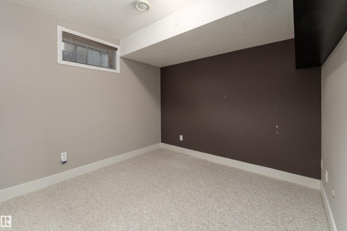 8407 160 Avenue, Edmonton, AB - Indoor Photo Showing Other Room