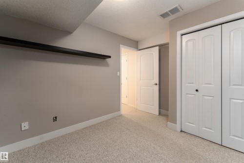 8407 160 Avenue, Edmonton, AB - Indoor Photo Showing Other Room