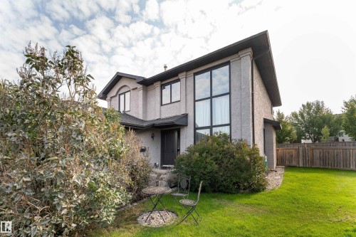 8407 160 Avenue, Edmonton, AB - Outdoor
