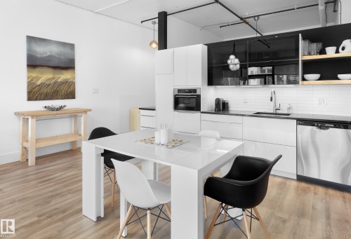 210 10024 Jasper Avenue, Edmonton, AB - Indoor